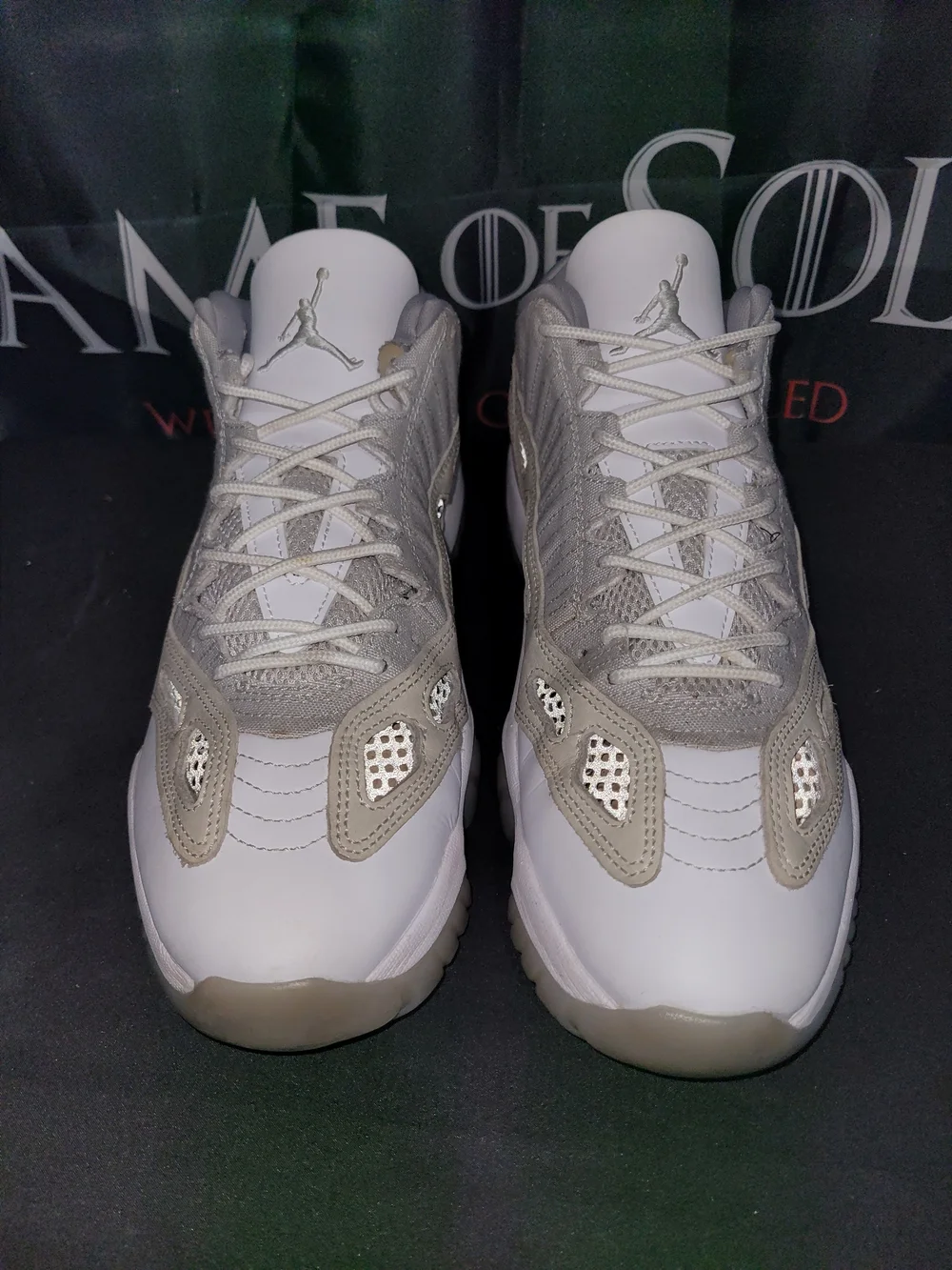 Jordan 11 Retro Low IE Sneakers Light Orewood Brown